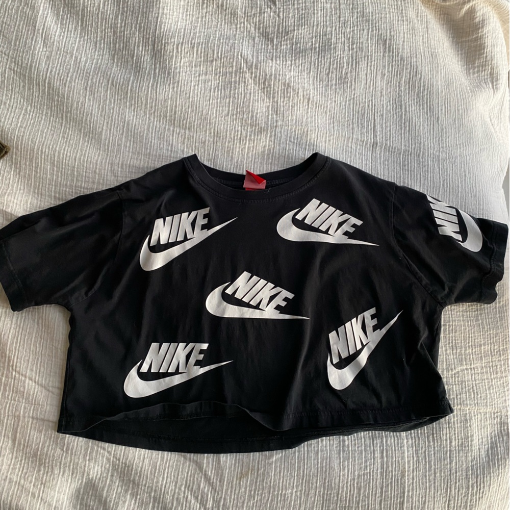 Nike Kids Black and White Logo Tee